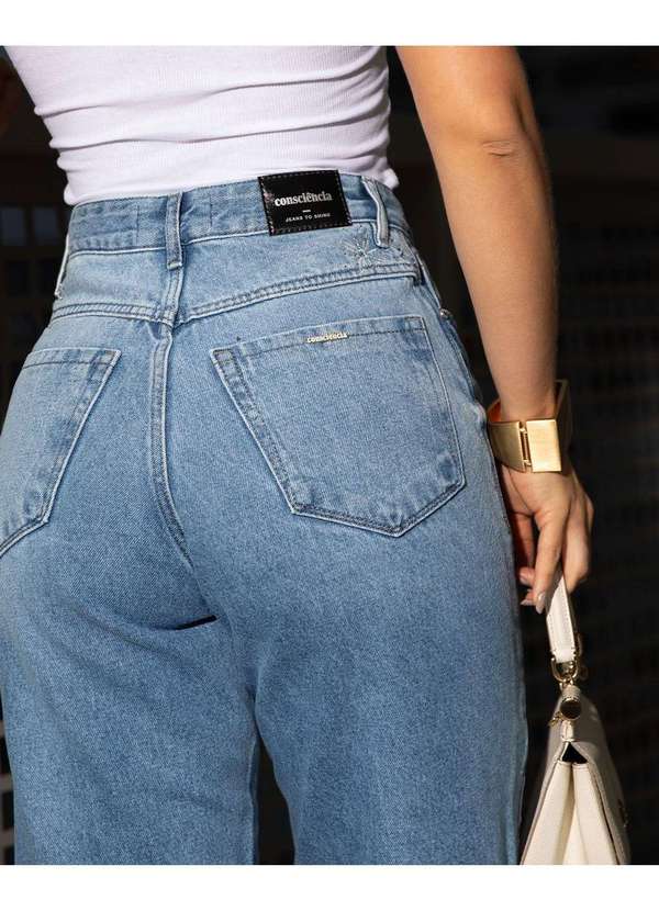 Consciência - Calca Jeans Feminina Mom com Bordado e Aplicacao Azul 4