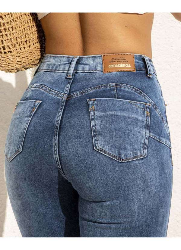 Consciência - Calca Jeans Feminina Skinny Cintura Media com Barra Irregular Azul 5