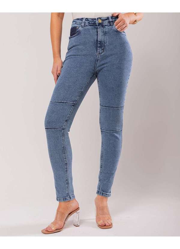 Consciência - Calca Jeans Mom Feminina Cintura Alta Detalhe Joelho Azul 3