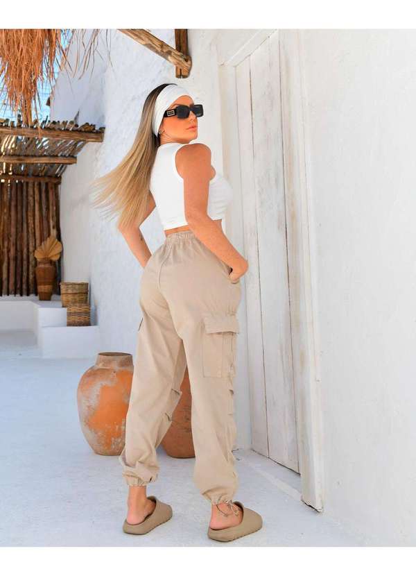 Consciência - Calca Sarja Feminina Parachute Cargo Cintura Media Caqui Bege 2