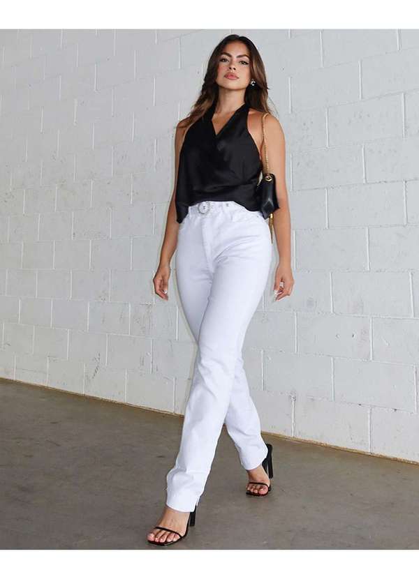 Consciência - Calca Sarja Mom Feminina Cintura Alta com Cinto Branco