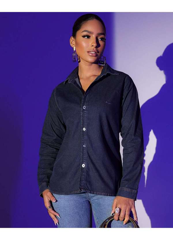 Consciência - Camisa Jeans Feminina com Bordado e Pence Azul