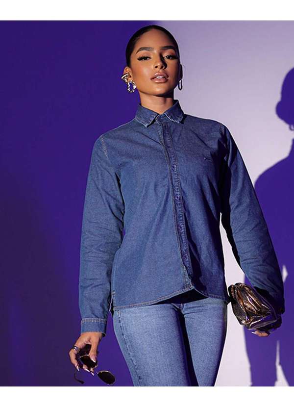 Consciência - Camisa Jeans Feminina com Bordado e Pence Azul 3