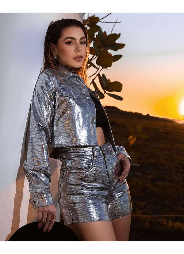 Consciência Jaqueta Jeans Resinada Feminina Cropped Over Ana Castela Prata