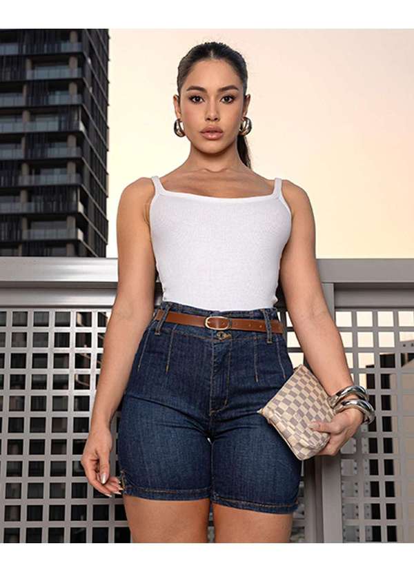 Consciência - Bermuda Jeans Meia Coxa Feminina Cintura Alta com Cinto Azul
