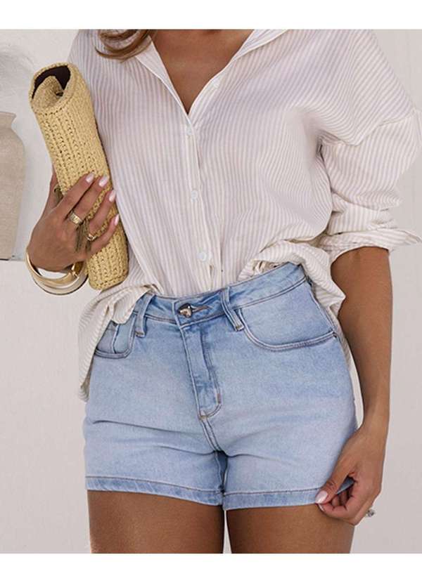 Consciência - Shorts Jeans Mom Feminino Cintura Alta Detalhe Botao Azul 3