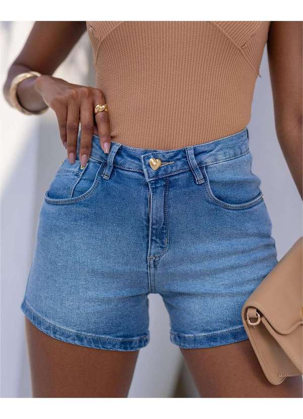 Consciência - Shorts Jeans Mom Feminino Cintura Alta Detalhe Botao Azul 5