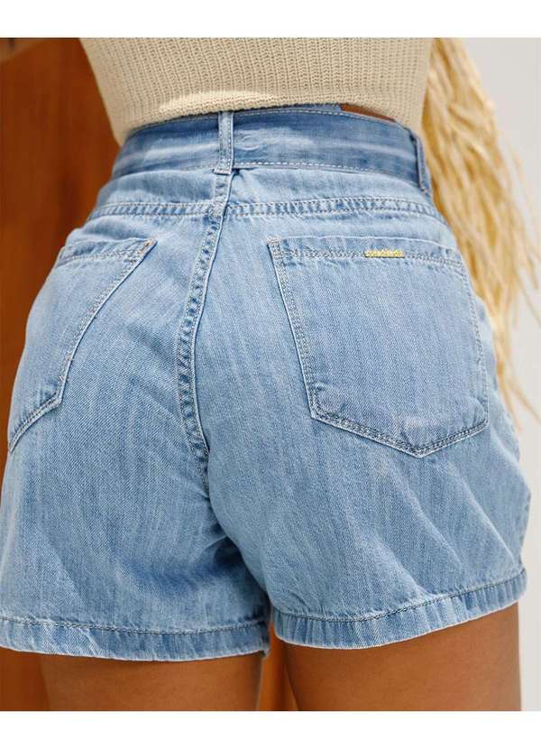 Consciência - Shorts Jeans Mom Feminino com Fivela de Perola Azul 4