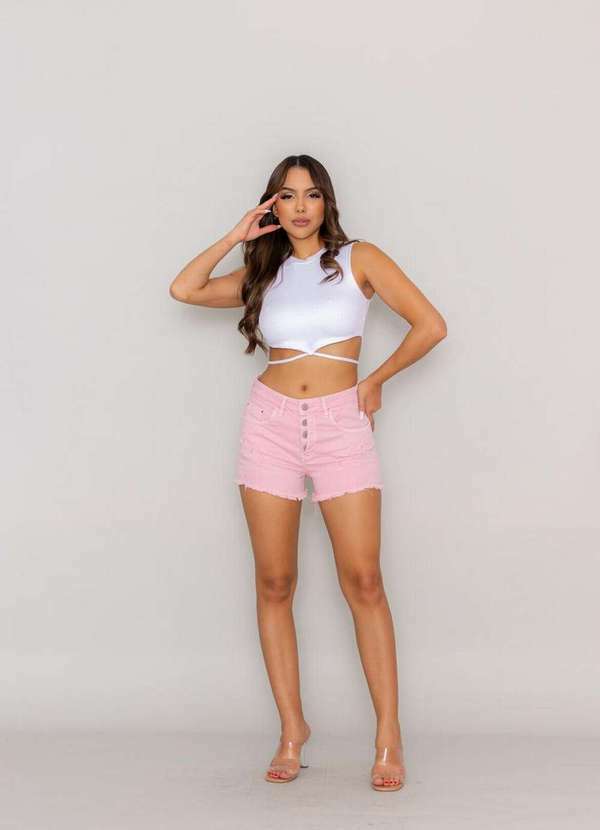 Consciência - Shorts Sarja Feminino Boyfriend Rosa com Barra Desfiada Rosa