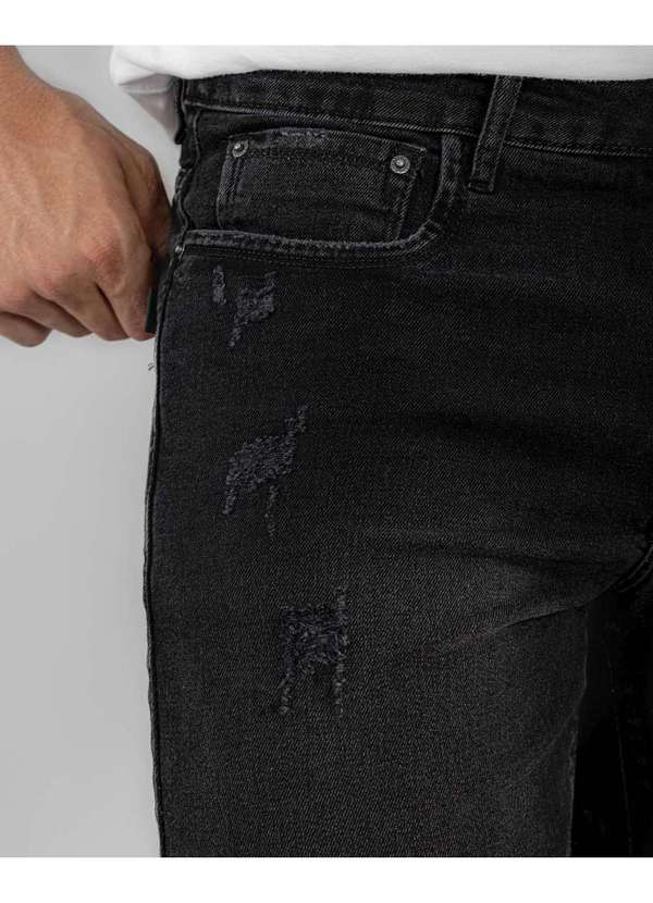 Consciência - Bermuda Jeans Masculina com Elastano e Barra Desfiada Preto 4