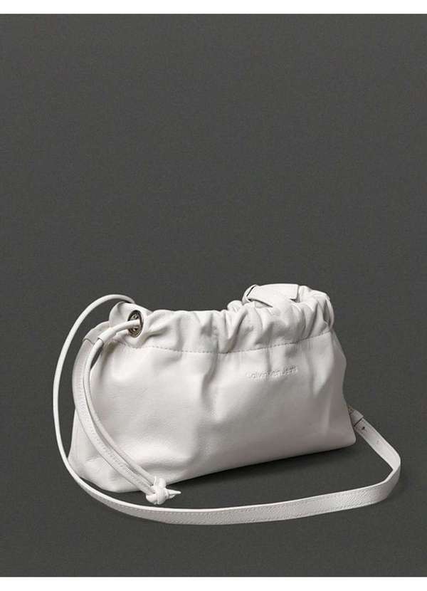 Calvin Klein Jeans - Bolsa Média Feminina Soft Calvin Klein Jeans - Off White Branco 2