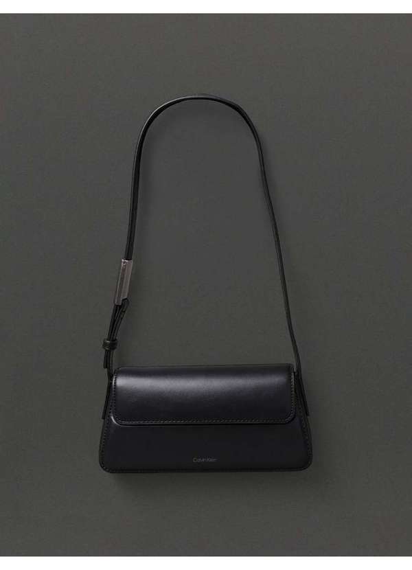 Calvin Klein Jeans - Bolsa Pequena Feminina Belted Calvin Klein - Preto Preto 3