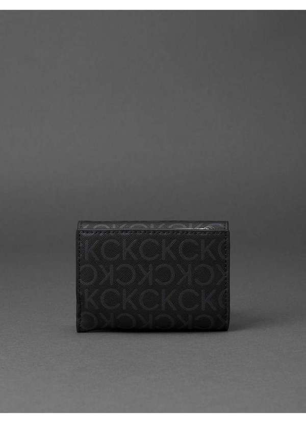 Calvin Klein Jeans - Carteira Feminina Monograma 3 Dobras Calvin Klein - Preto Preto