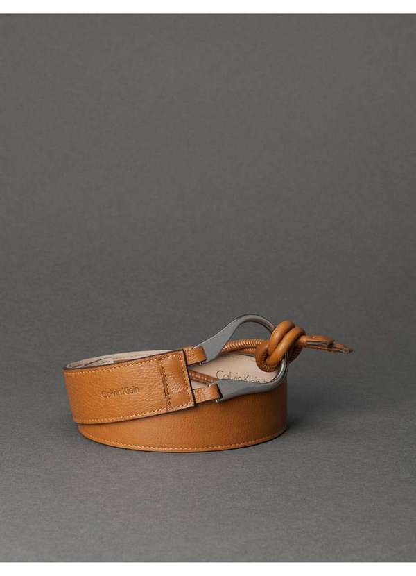 Calvin Klein Jeans - Cinto Feminino Alça Roliça Calvin Klein - Havana Marrom 2