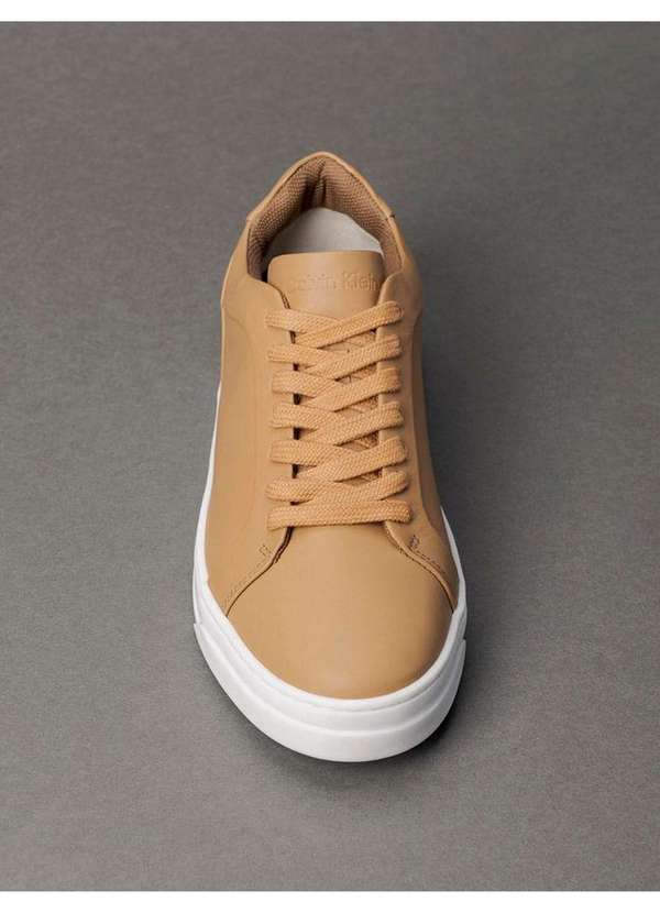 Calvin Klein Jeans - Tênis Feminino Couro Calvin Klein - Havana Marrom