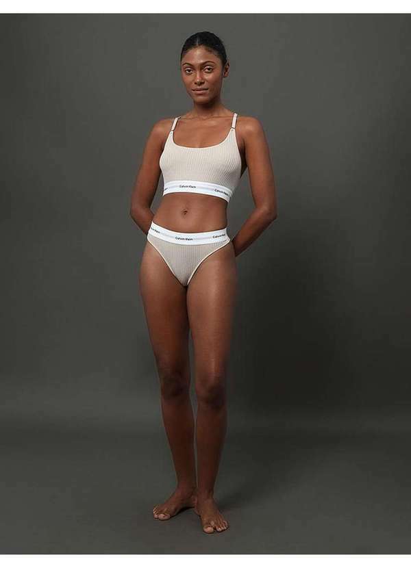 Calvin Klein Jeans - Calcinha Tanga Modal Ribana Modern Calvin Klein Underwear - Areia Bege