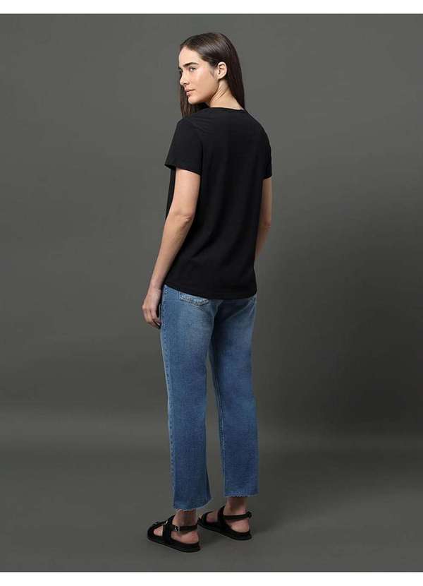 Calvin Klein Jeans - Camiseta Feminina Algodão Egípcio Calvin Klein Jeans - Preto Preto 4