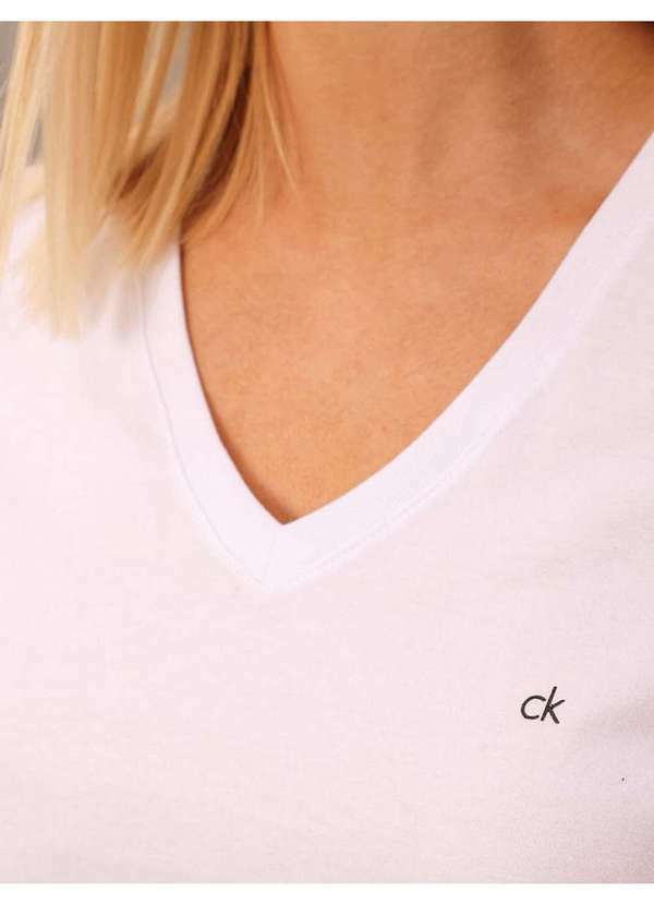 Cks Premium Label - Camiseta Feminina Lisa Decote V Recorte Lateral Calvin Klein - Br Branco