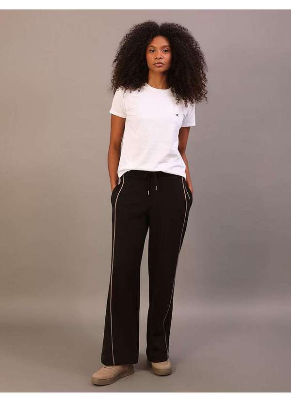 Calvin Klein Jeans - Camiseta Feminina Logo Bordado Calvin Klein Jeans - Branco 2 Branco 2