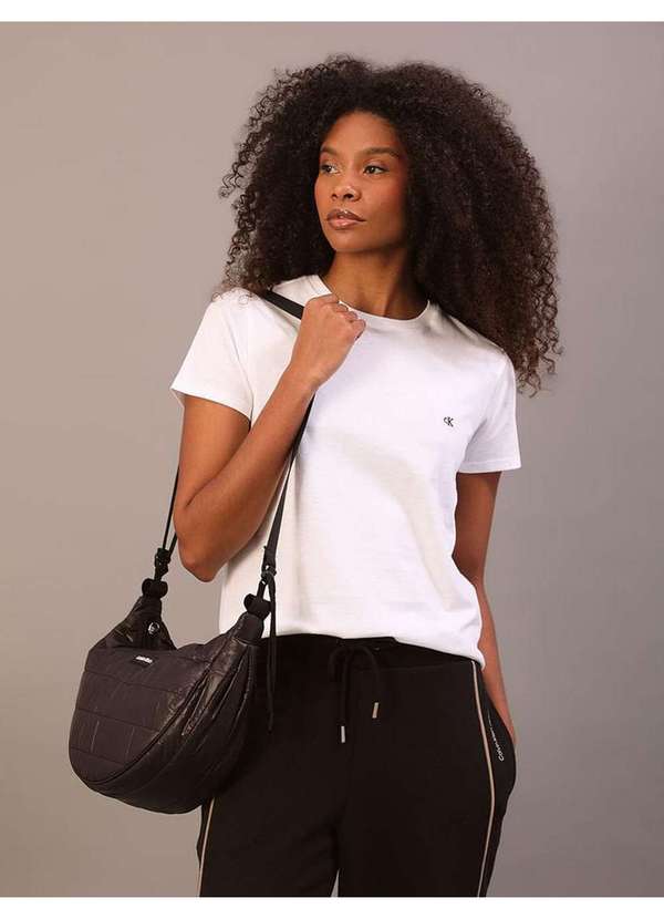 Calvin Klein Jeans - Camiseta Feminina Logo Bordado Calvin Klein Jeans - Branco 2 Branco 3