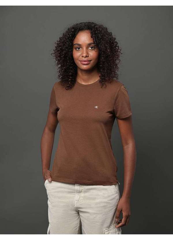 Calvin Klein Jeans - Camiseta Feminina Logo Bordado Calvin Klein Jeans - Marrom Marrom