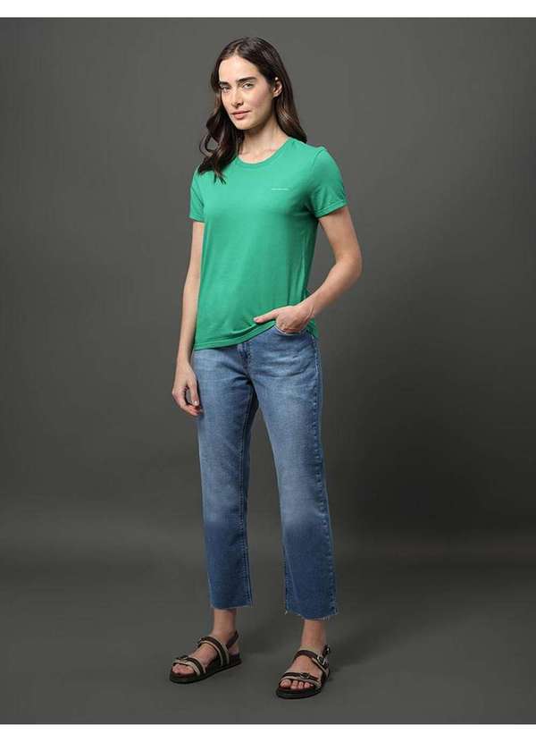 Calvin Klein Jeans - Camiseta Feminina Micrologo Peito Calvin Klein Jeans - Verde Médi Verde