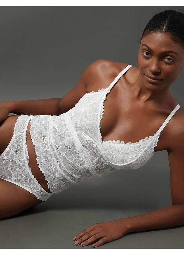 Calvin Klein Jeans - Camisete Feminina Renda Calvin Klein Underwear - Off White Branco 5