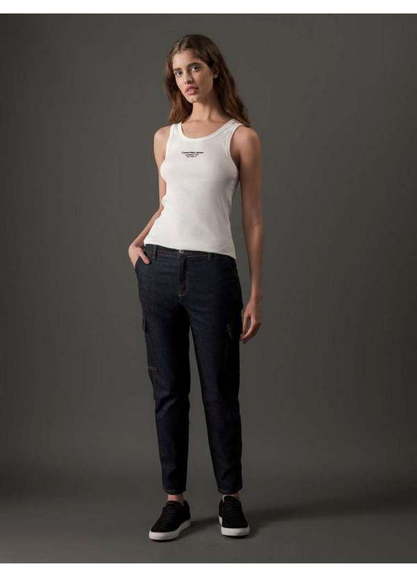 Calvin Klein Jeans - Regata Feminina Relevo Foil Calvin Klein Jeans - Off White Branco