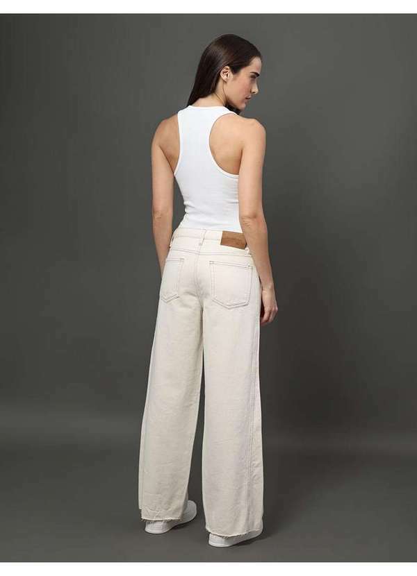 Calvin Klein Jeans - Calça Feminina Cropped Wide Natural Leg Calvin Klein Jeans - Off Branco