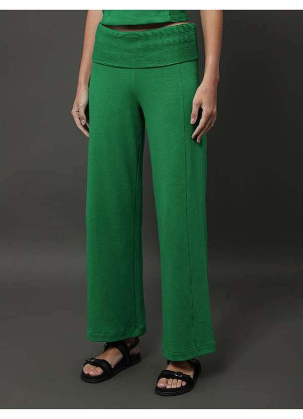Calvin Klein Jeans - Calça Feminina Ribana Texturizada Calvin Klein Jeans - Verde Médi Verde