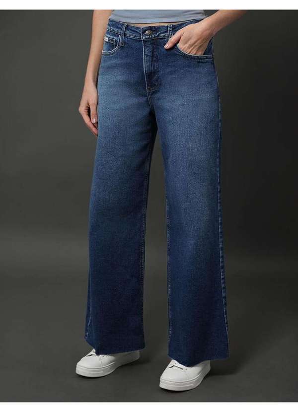 Calvin Klein Jeans - Calça Jeans Feminina Cropped Wide Leg Calvin Klein Jeans - Marinh Azul