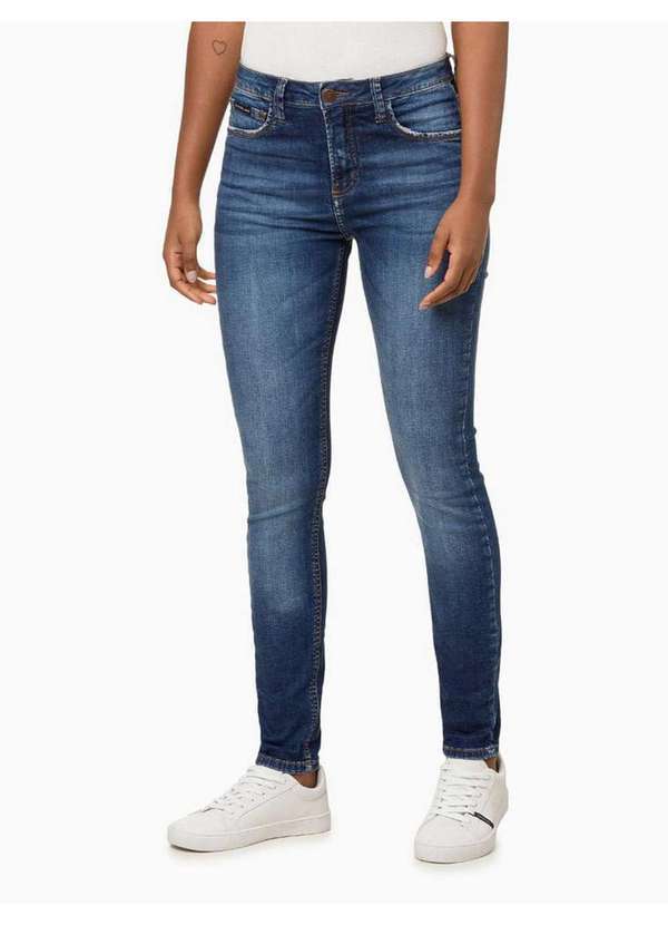 Calvin Klein Jeans - Calça Jeans Feminina Skinny Barras Dobradas - Azul Médio Azul