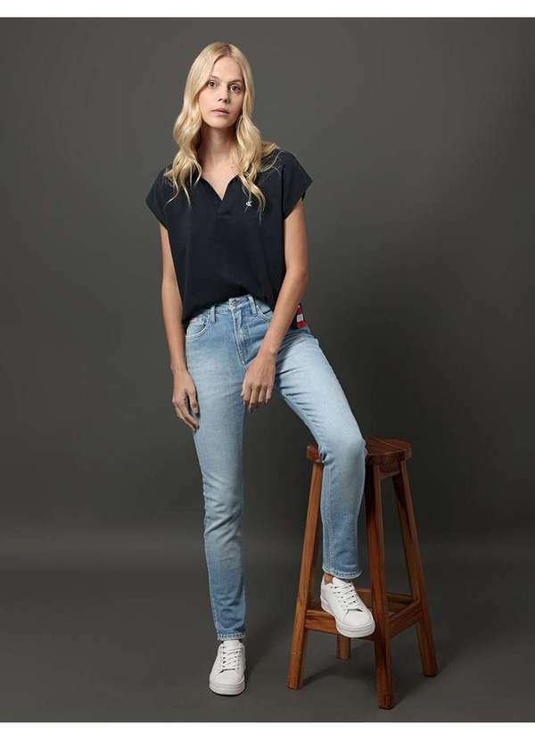 Calvin Klein Jeans - Calça Jeans Feminina Slim 5 Pockets Calvin Klein Jeans - Azul Cla Azul 5