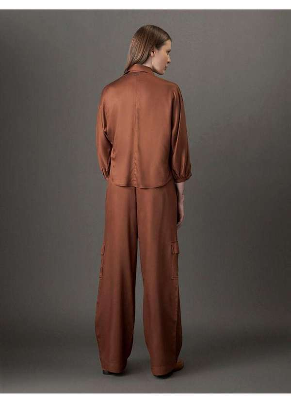 Calvin Klein Jeans - Camisa Feminina Cropped Manga Longa Calvin Klein - Marrom Marrom 3