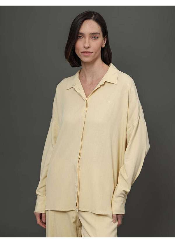 Calvin Klein Jeans - Camisa Feminina Linho Misto Calvin Klein Jeans - Amarelo Manteiga Amarelo