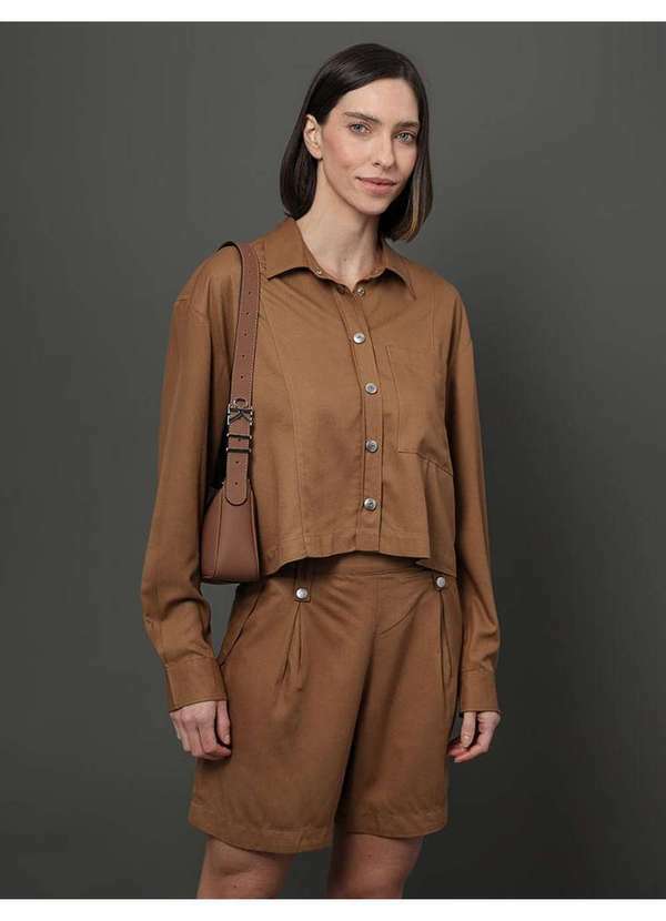 Calvin Klein Jeans - Camisa Feminina Nervura Calvin Klein Jeans - Havana Marrom