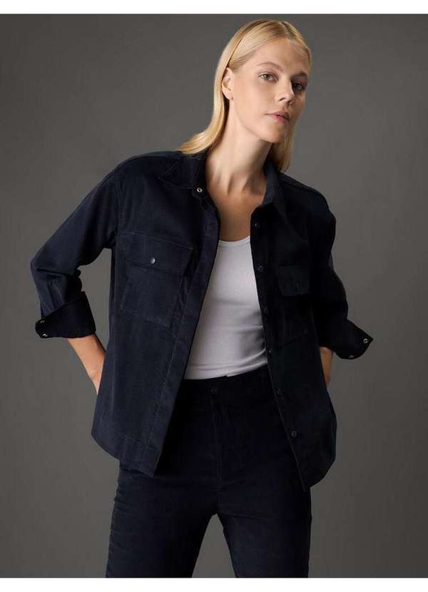 Calvin Klein Jeans - Camisa Feminina Veludo Cotelê Calvin Klein Jeans - Marinho Azul