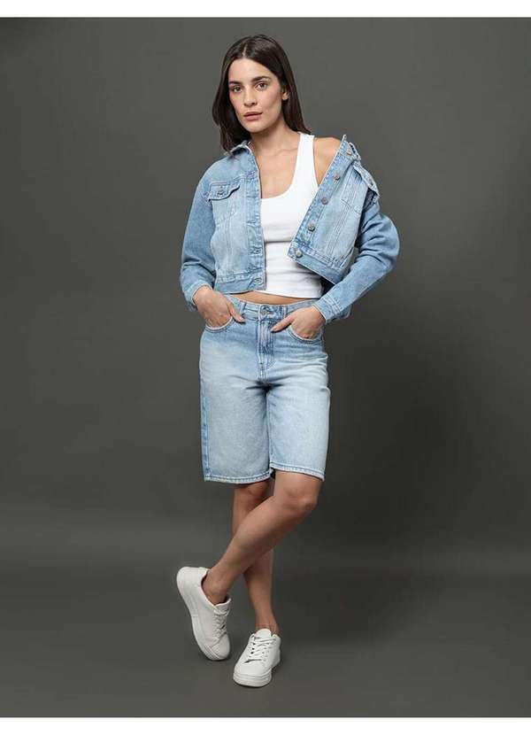 Calvin Klein Jeans - Jaqueta Jeans Feminina Trucker Calvin Klein Jeans - Azul Claro Azul