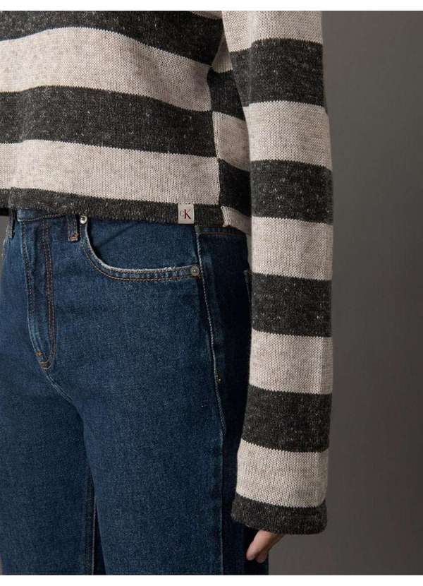 Calvin Klein Jeans - Tricot Feminino Listrado Gola Alta Calvin Klein Jeans - Areia Bege 4