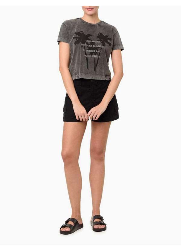 Calvin Klein Jeans - Shorts Feminino Color Cintura Alta Cargo Calvin Klein Jeans - Pre Preto 2