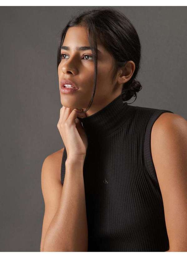 Calvin Klein Jeans - Vestido Feminino Gola Alta Calvin Klein Jeans - Preto Preto 3