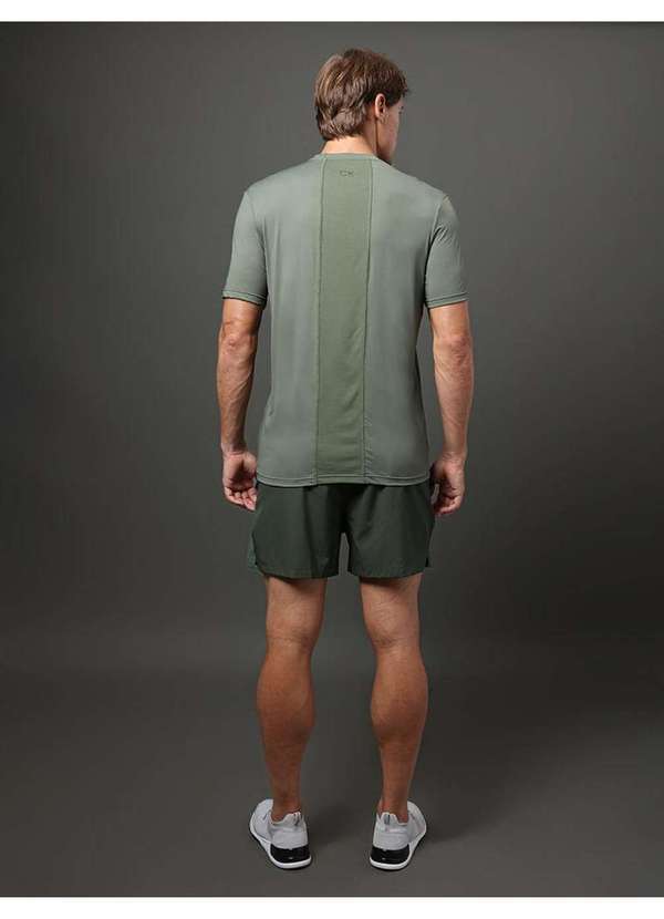 Calvin Klein Jeans - Camiseta Masculina Manga Curta Ck Sport - Militar Verde