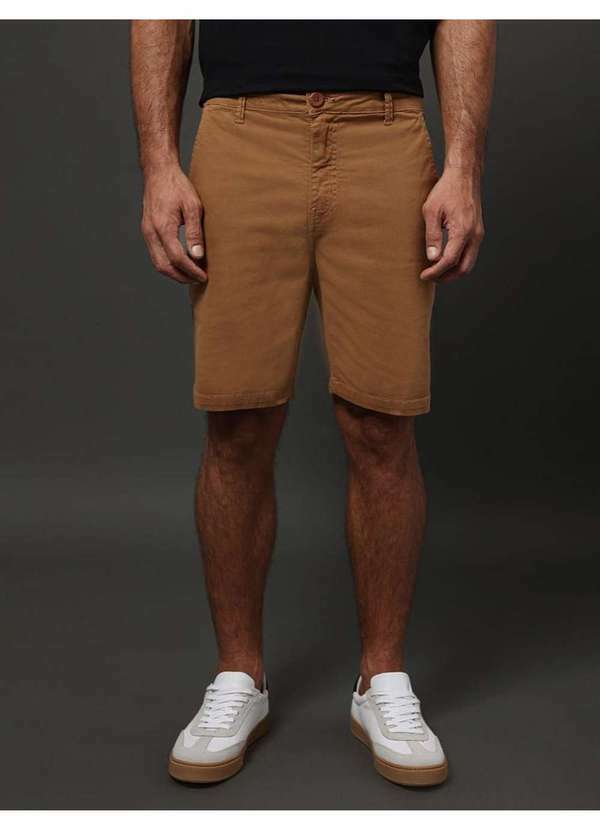 Calvin Klein Jeans - Bermuda Masculina Color Chino Calvin Klein Jeans - Havana Marrom