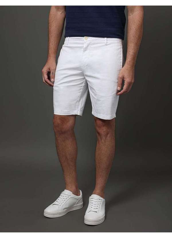 Calvin Klein Jeans - Bermuda Masculina Essential Carnaby Calvin Klein - Branco 2 Branco 2