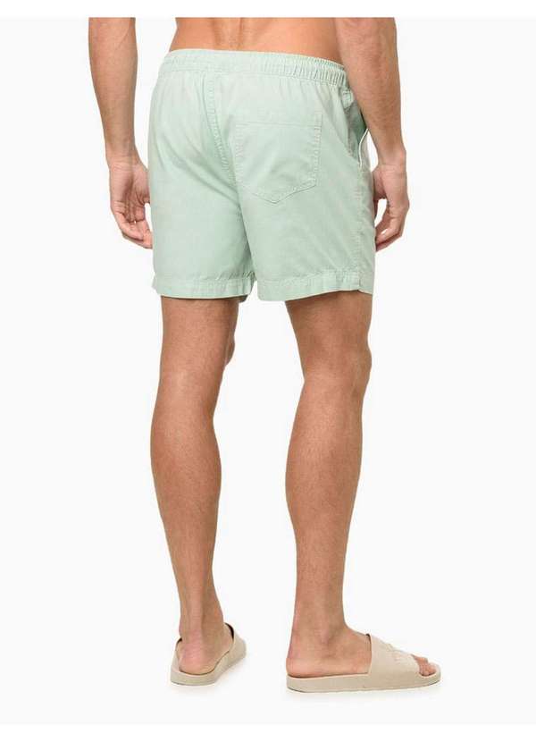 Calvin Klein Jeans - Shorts Masculino Color com Elástico Calvin Klein - Verde Claro Verde 3