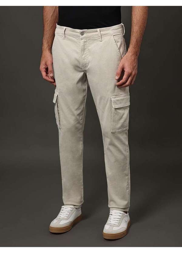 Calvin Klein Jeans - Calça Masculina New Skinny Cargo Calvin Klein Jeans - Caqui Claro Bege