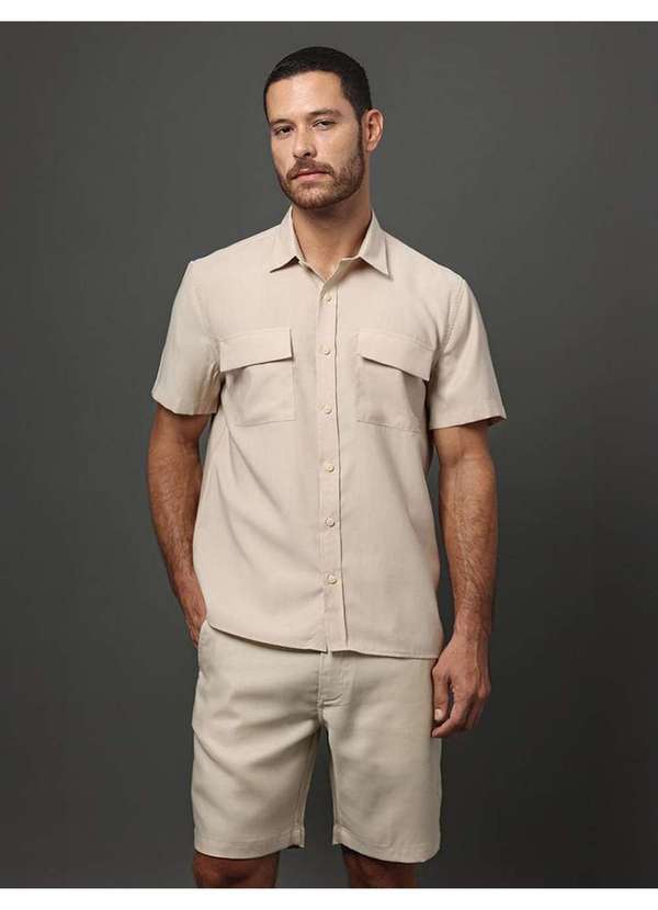 Calvin Klein Jeans - Camisa Masculina Liocel com Bolsos Calvin Klein Jeans - Caqui Cla Bege 2