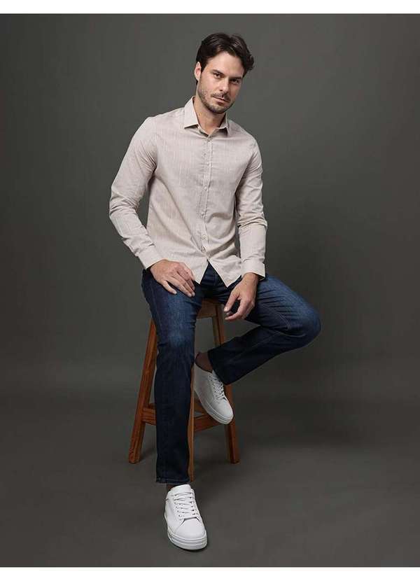 Calvin Klein Jeans - Camisa Masculina Slim Algodão Calvin Klein - Off White Branco 2