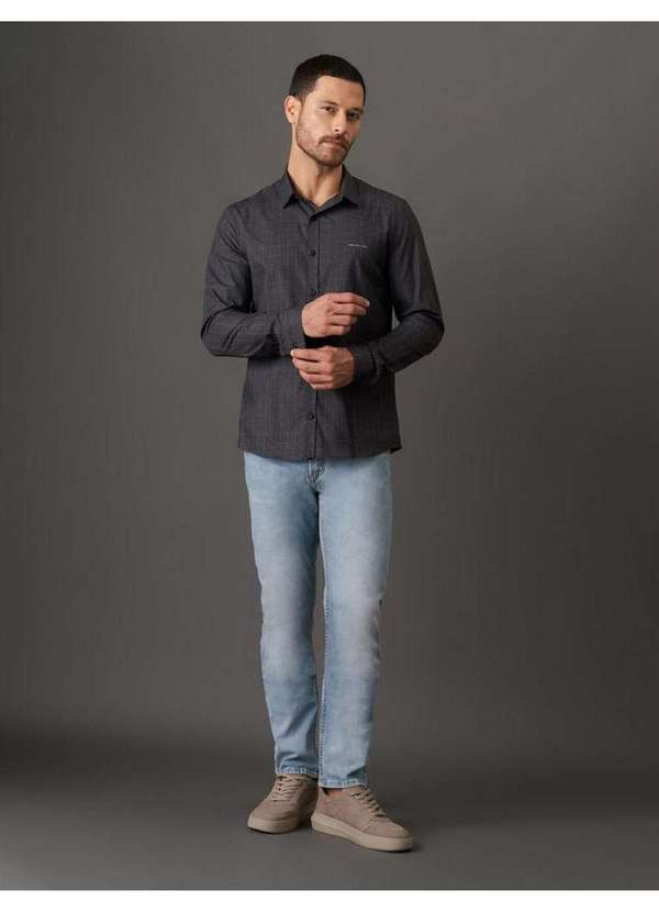 Calvin Klein Jeans - Camisa Masculina Slim Dark Check Calvin Klein Jeans - Preto Preto