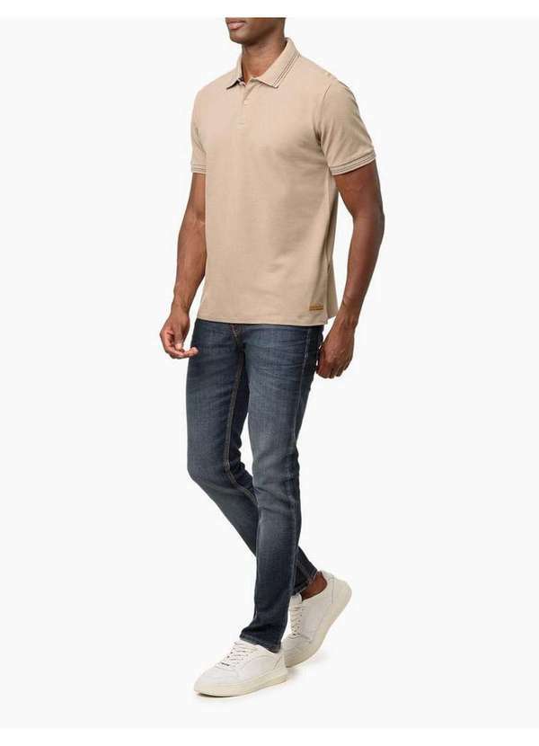Calvin Klein Jeans - Polo Masculina Etiqueta Recouro Calvin Klein Jeans - Caqui Claro Bege